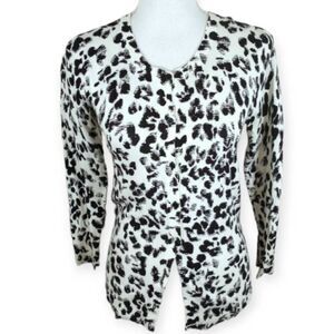 MERONA BLACK & CREAM LEOPARD PRINT CARDIGAN SZ.XS EUC.